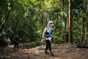 BIB: 1995
                            <button type="button" onclick="openModal(18996117)" class="btn btn-primary btn-sm float-right btn-popup" data-toggle="modal" data-target=".modal-high-quality">
                        <i class="fas fa-shopping-cart"></i> Add to Cart
                    </button>
                                            <button type="button" onclick="isThisMe(18996117, true)" class="btn btn-success btn-sm float-right btn-popup btn-isme hidden" data-toggle="tooltip" data-placement="bottom" title="นี่คือรูปของคุณใช่ไหม คลิกที่นี่เพื่อเอาเข้าอัลบั้ม">
                        <i class="fas fa-plus"></i> Add to album
                    </button>
                    <button type="button" onclick="isThisMe(18996117, false)" class="btn btn-warning btn-sm float-right btn-popup btn-isnotme hidden">
                        <i class="fas fa-ban"></i> Remove from album
                    </button>